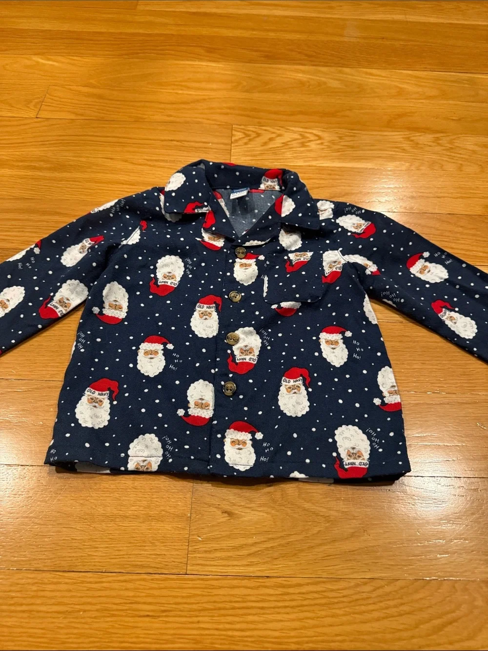 Old navy Christmas 2 piece sleep set size 12-18 months.